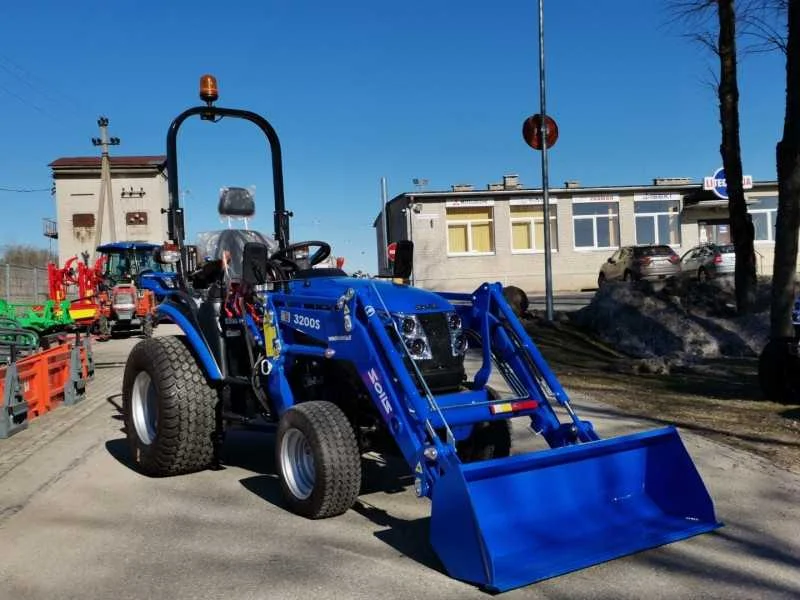 solis-26-27-1 Solis 26 (9+9) z ładowaczem czołowym - obrazek 1